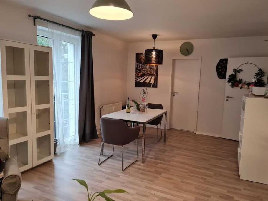 Gemuetliche & Ruhige Unterkunft Erftstadt Exterior foto